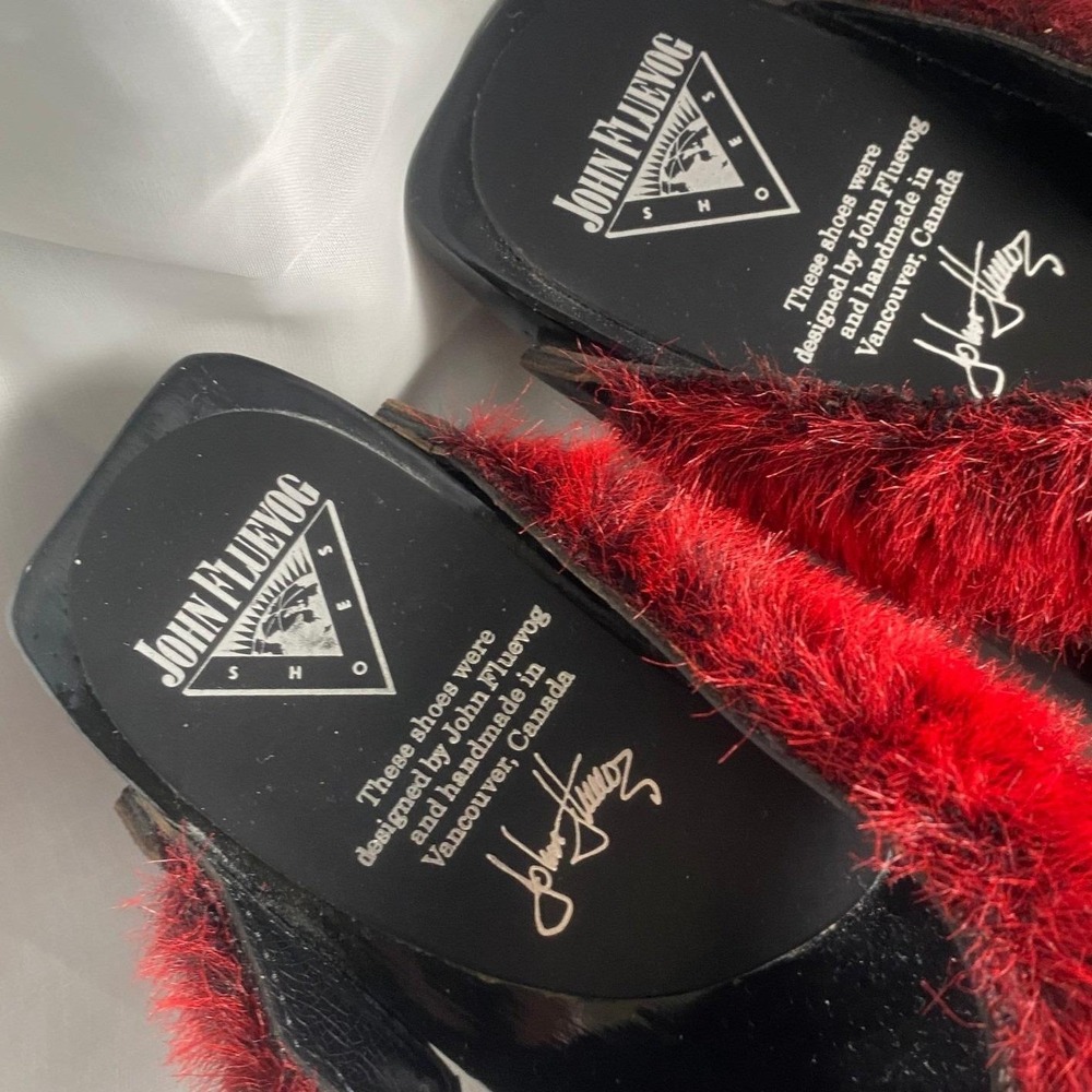 John Fluevog Red Fur Wood Geta Platform Sandals Black 36 6 Designer Luxury Bratz - Picture 4 of 9